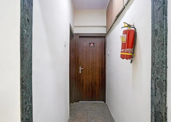 Hotel O Grand Villa Mumbai